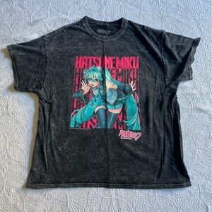 Miku Extra Large Short Sleeve T-Shirt